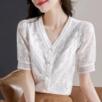 Pearl Mygtuką Megztinis Marškinėliai Moterims 2023 Vasaros Derlius V-kaklo trumpomis Rankovėmis Nėrinių Aplikacija Balta Palaidinė Lady Elegantiškas Biuras Dėvėti